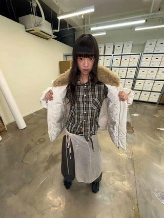 [NEVERSEEZ] Spliced Detachable Fur Collar Down Jacket