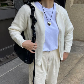 Round knit zip-up