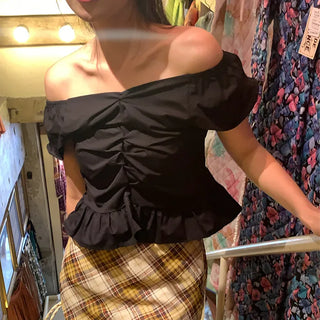 Shirred frill elastic blouse