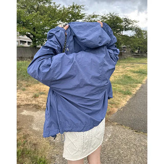 Hooded windbreaker