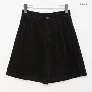 Two-pleat corduroy shorts