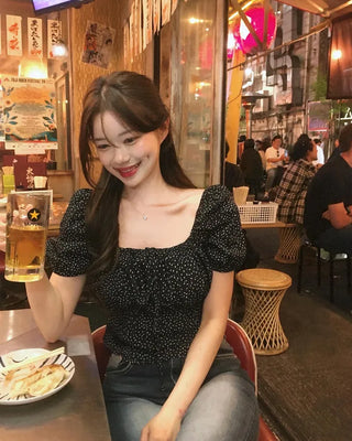 Square neck polka dot short-sleeved blouse