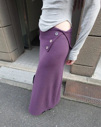 Button-detail long skirt