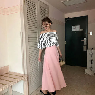 Pintuck flared long skirt
