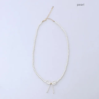 Pearl ribbon necklace