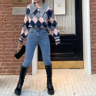 Pastel Round Knit