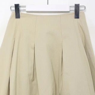 Pintuck flared skirt