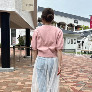 Colorful round knit