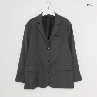 Three-button jacket
