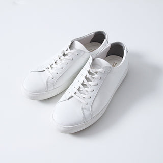 Modely sneakers