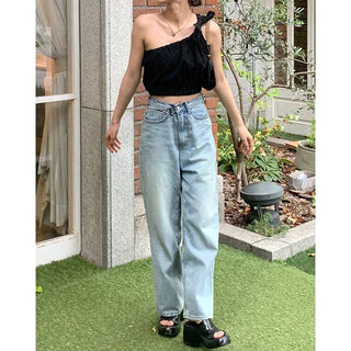 One-shoulder ribbon top