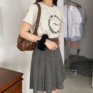 Round lettering T-shirt