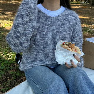 V-neck gradient knit