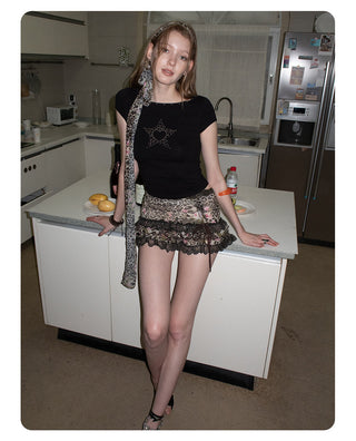 [NECY] Love Star Back Open Strap T