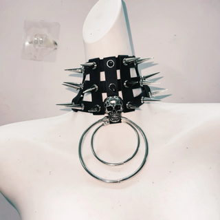 Skull applique rivet waist chain top