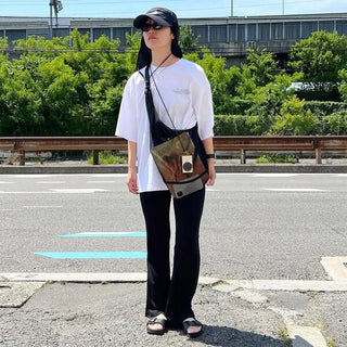 Bootcut slim pants