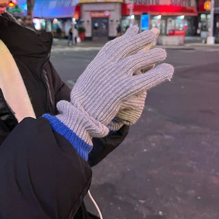 Pointed finger hole gloves