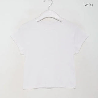 Round cropped T-shirt