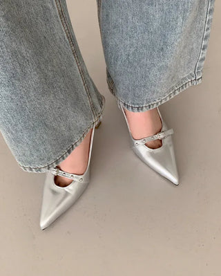 Pointed-toe stiletto slingback heels