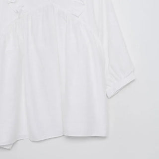V-neck frill blouse