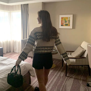 Jacquard Round Knit