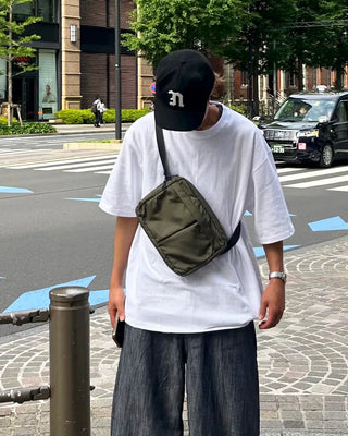 Two-pocket crossbody bag