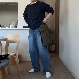 Volume round neck knit sweater
