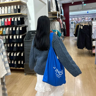 Loose-fit colored knit
