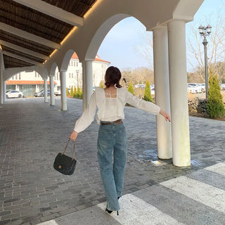 Square frill blouse