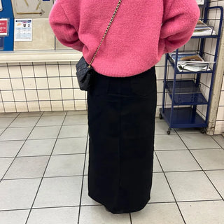 Front slit long skirt