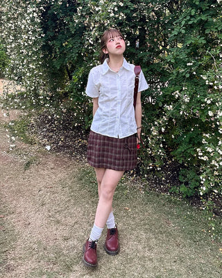 Lace pintuck short-sleeved blouse