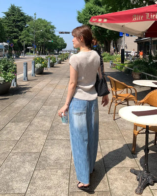 Side-string half-sleeve knit