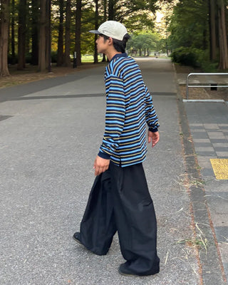 Round Tuck Wide Pants