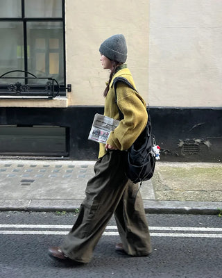 Cotton two-pleat wide-leg pants with key loop.