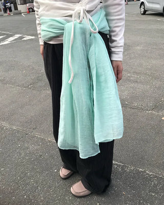 Simple color scarf