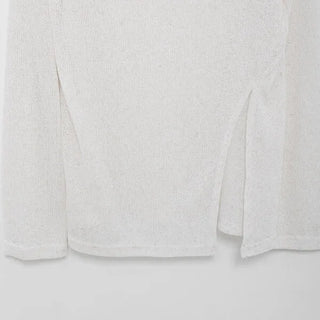 See-through slit round knit