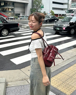 One-off shoulder two-tone half-sleeve T-shirt