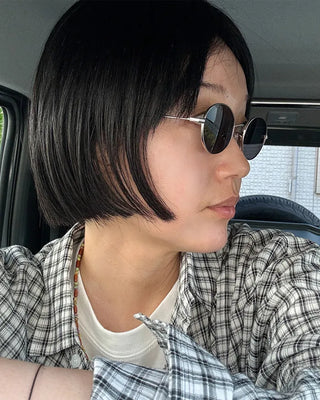 Oval frame sunglasses
