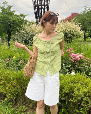Checked ribbon blouse