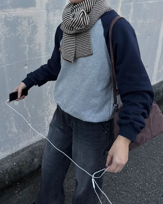 Raglan color-block sweatshirt