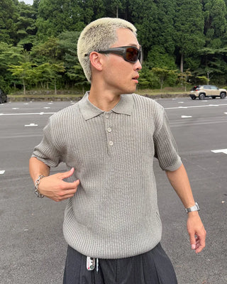 Linen color short-sleeved knit