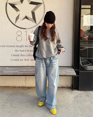Pigmented Cropped Sweatshirt