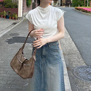 Off-neck compact T-shirt