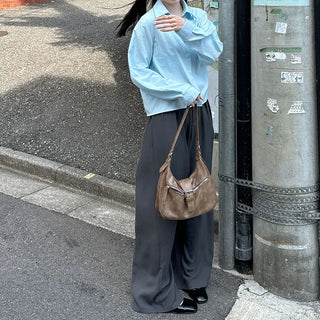 One-pocket cropped shirt