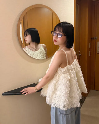 Cat-eye frame