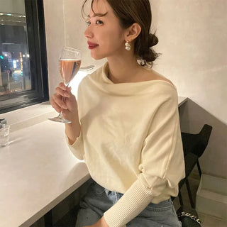 Off-shoulder knit