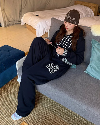 Number patch sweatpants