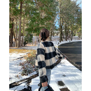 Checked cropped jacket