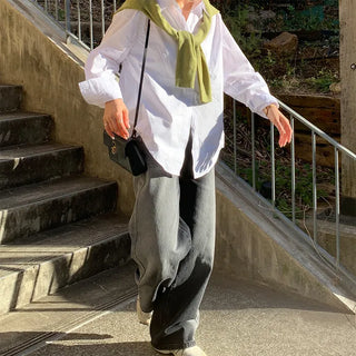 Loose-collar shirt
