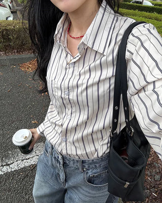 Loose-fit striped shirt